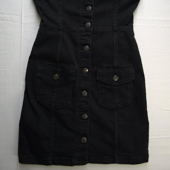 LITTLE BLACK BUTTON UP JEAN DRESS - Divided - Picture 2 of 5